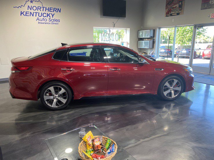 Used 2018 Kia Optima SX FWD image 2