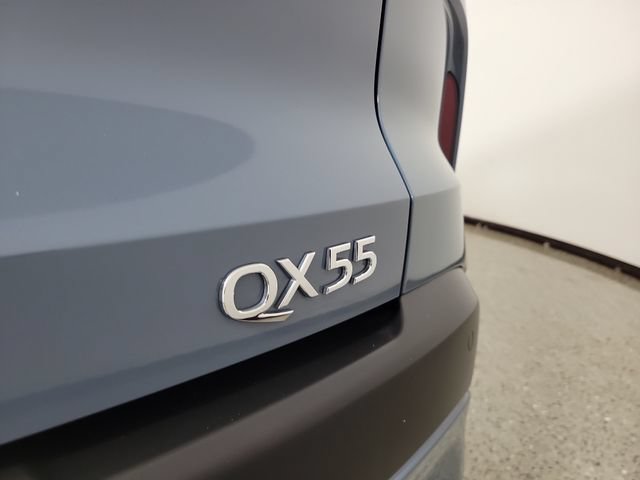 Certified 2025 INFINITI QX55 Luxe w/ Cargo Package AWD/4WD image 6