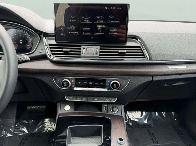 Certified 2023 Audi Q5 2.0T Premium Plus w/ Premium Plus Package AWD/4WD image 15