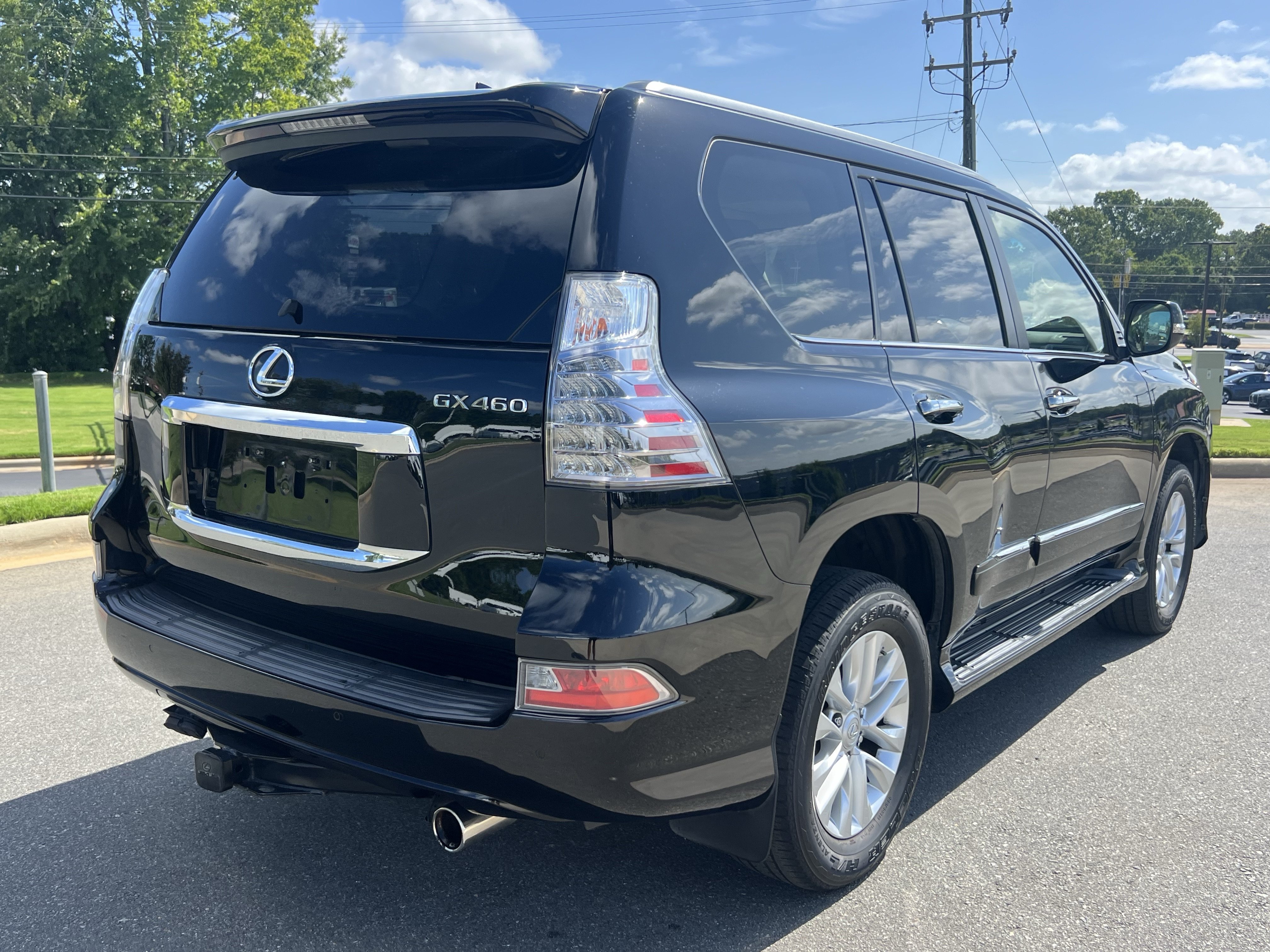 Used 2019 Lexus GX 460 Premium w/ Premium Package AWD/4WD image 35