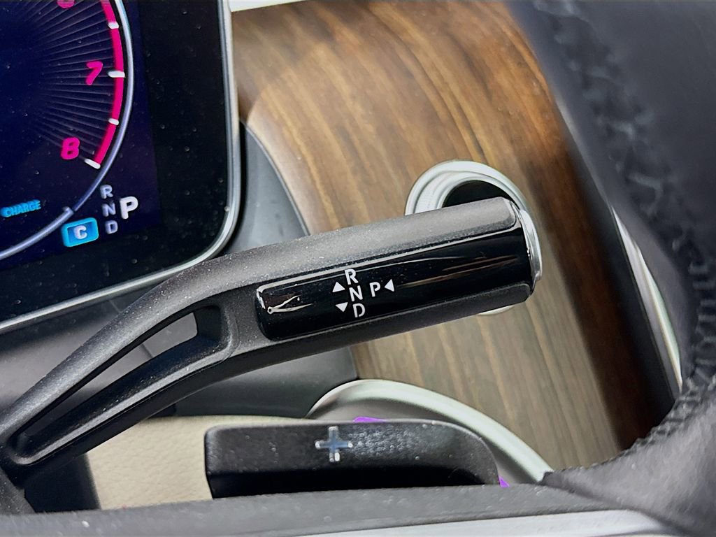 Used 2023 Mercedes-Benz GLC 300 4MATIC image 17