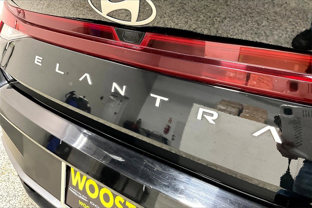 Used 2024 Hyundai Elantra SEL image 24