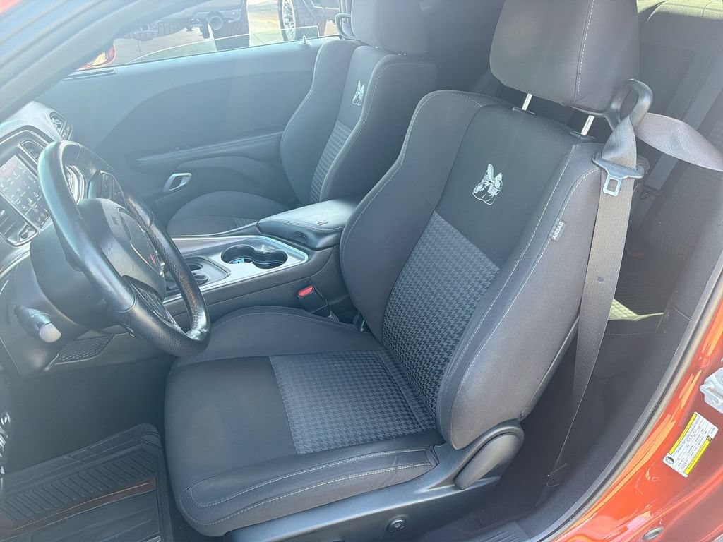 Used 2020 Dodge Challenger R/T Scat Pack w/ Scat Pack Stripe RWD image 13