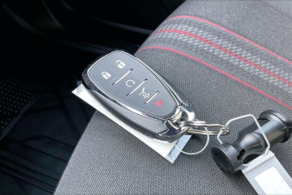 Used 2024 Chevrolet Equinox RS w/ LPO, Floor Liner Package image 11