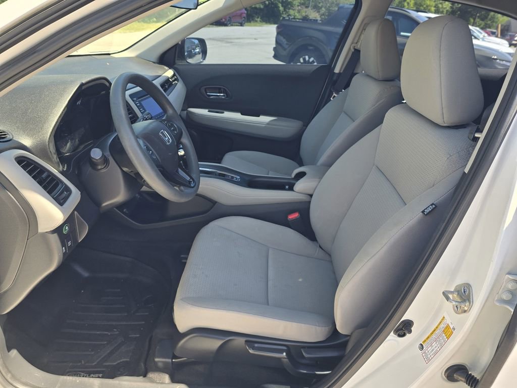 Used 2020 Honda HR-V LX image 11