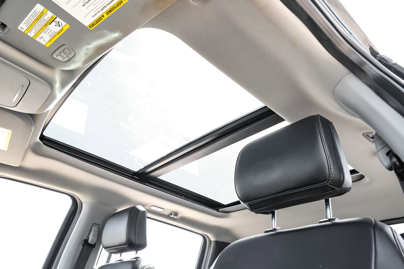 Used 2023 Ford F350 Lariat image 5