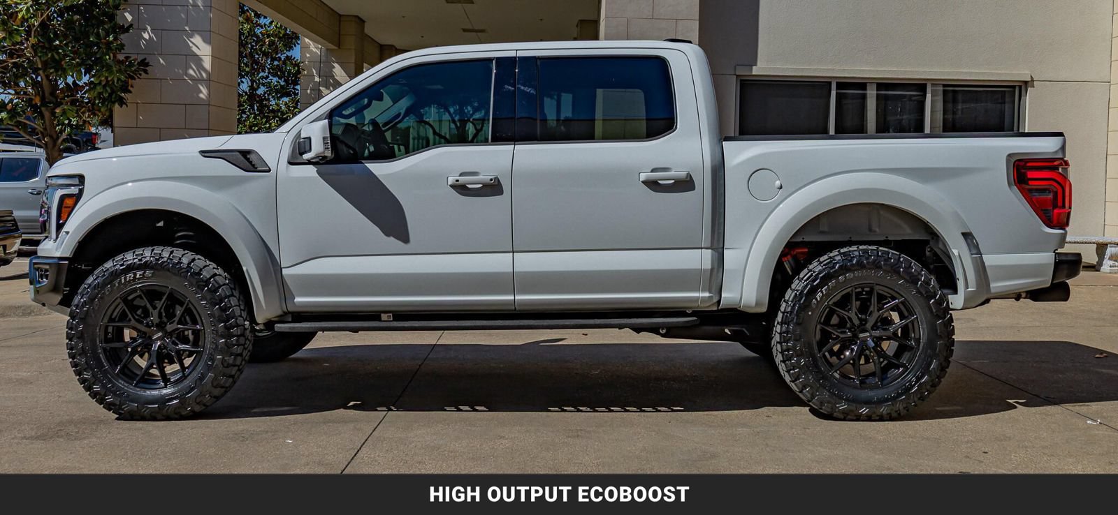 Used 2025 Ford F150 Raptor AWD/4WD image 6