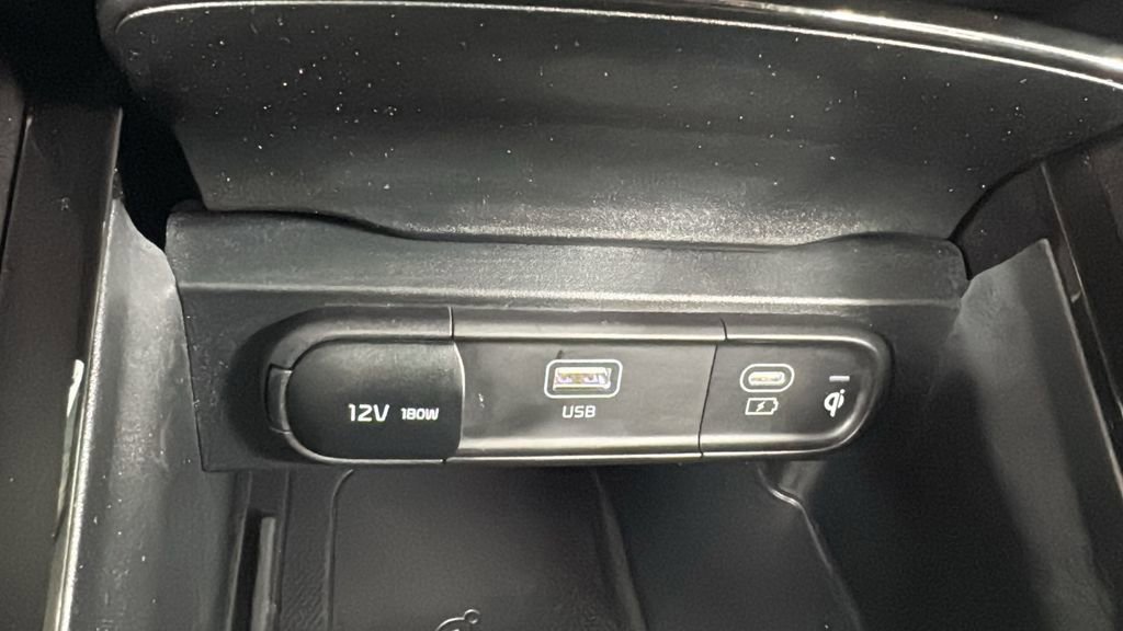 Used 2025 Kia Telluride S image 29