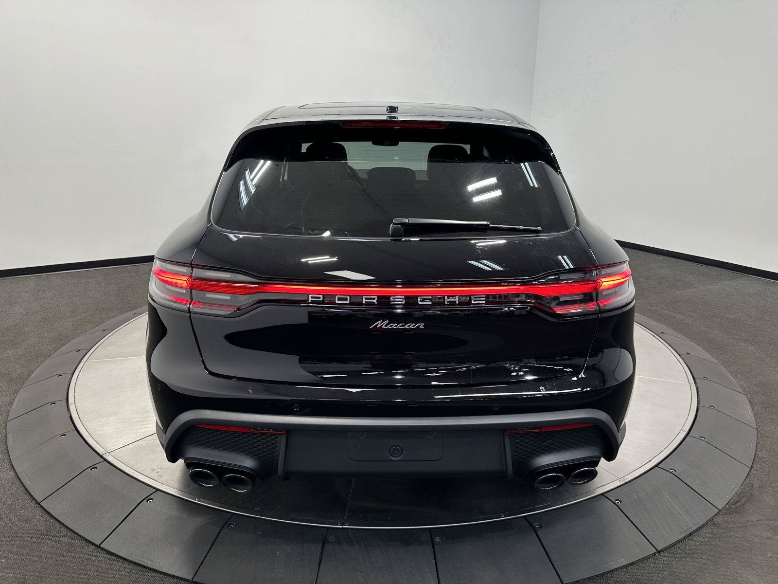 New 2026 Porsche Macan AWD/4WD image 10