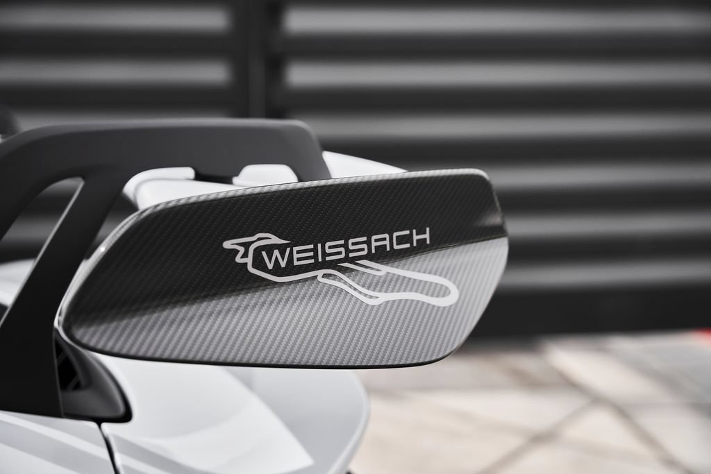 Used 2026 Porsche 911 GT3 w/ Weissach Package RWD image 16