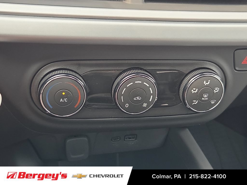 Certified 2024 Chevrolet Trax LS FWD image 18
