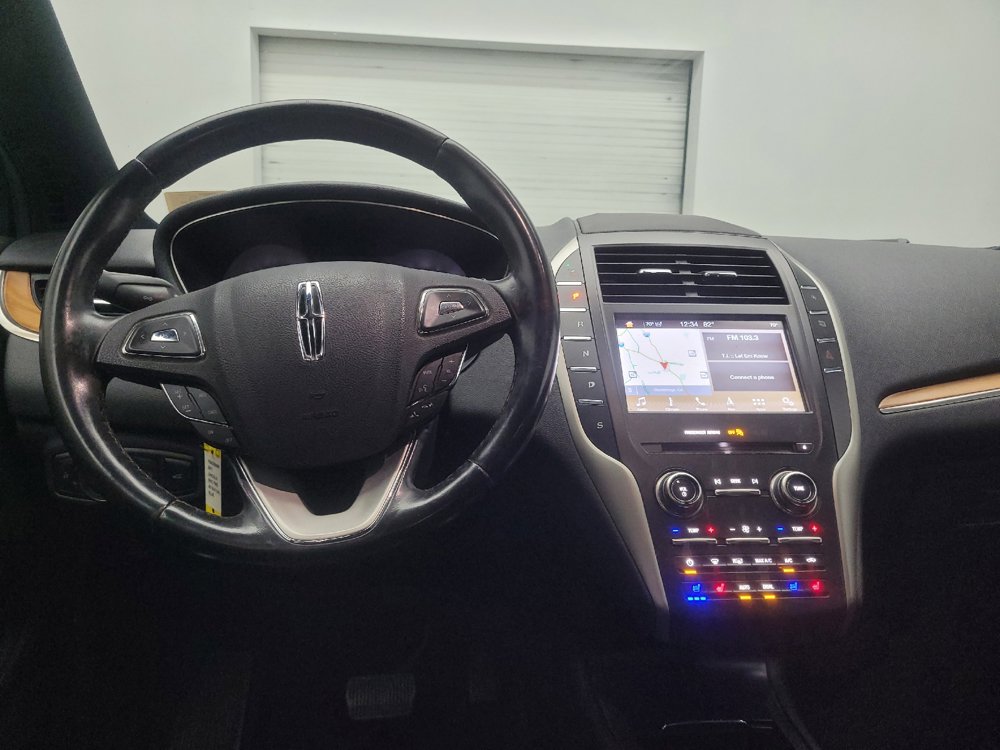 Used 2017 Lincoln MKC Reserve FWD image 22