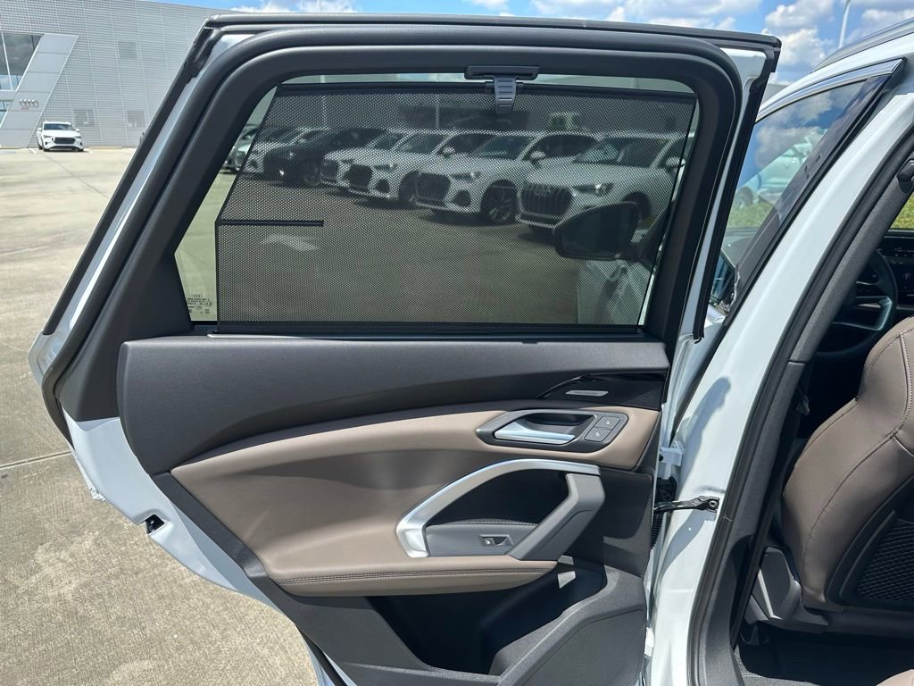 New 2025 Audi Q5 Premium Plus image 24