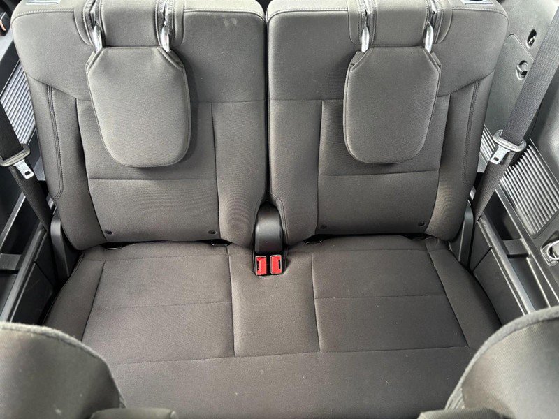 Used 2022 Ford Explorer XLT image 14