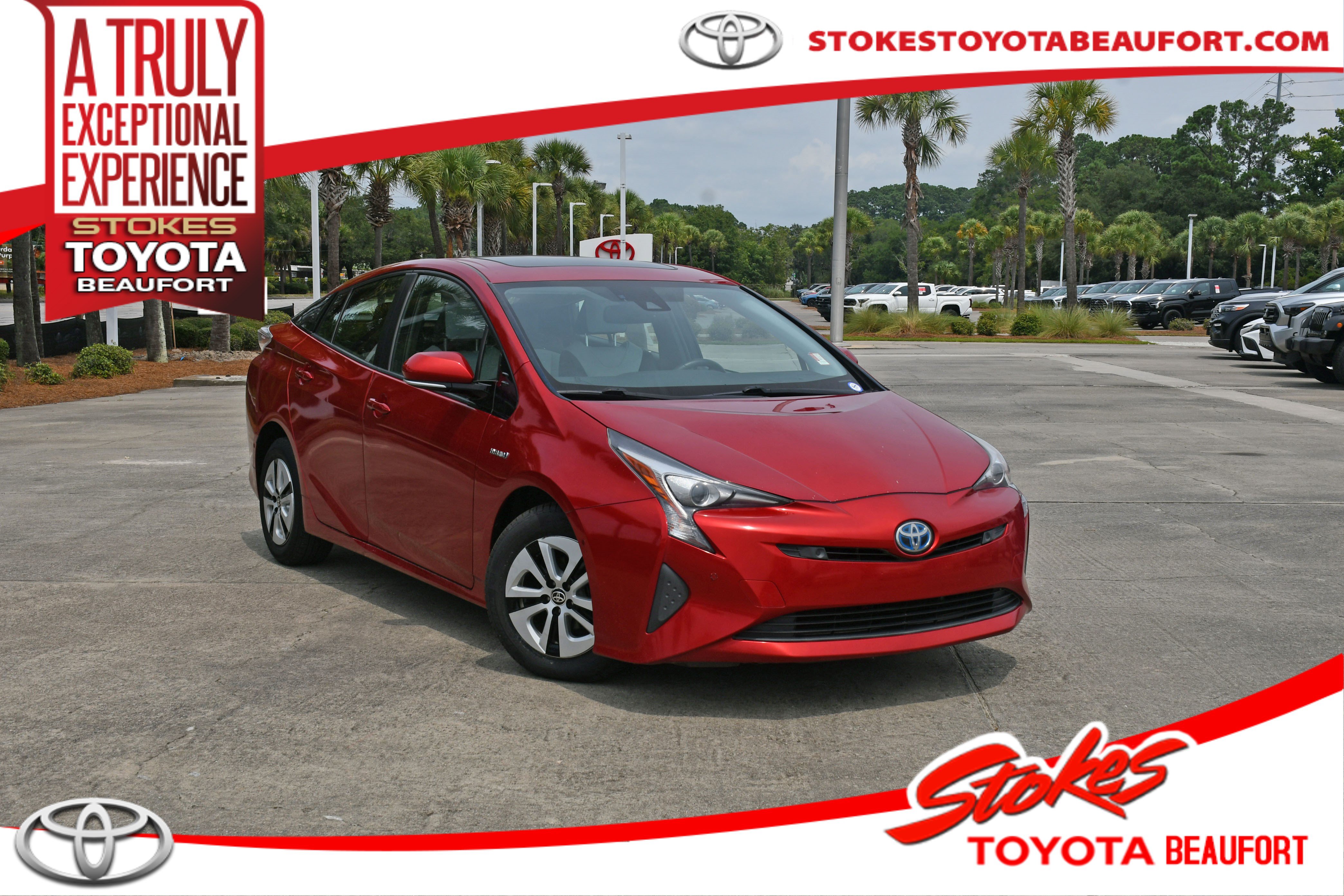 Used 2017 Toyota Prius Four FWD image 1