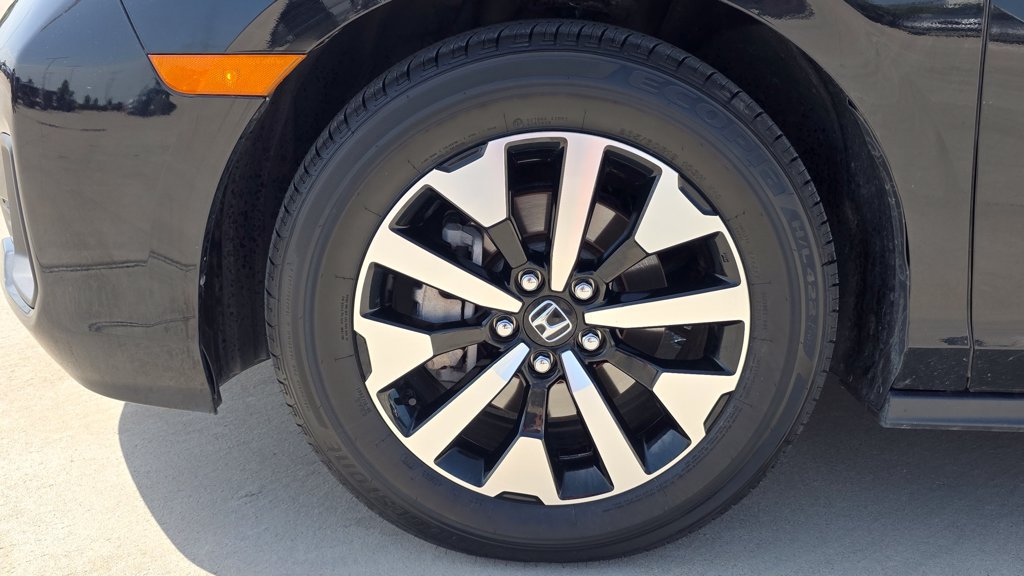 Certified 2025 Honda Odyssey EX-L image 10