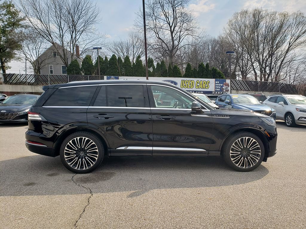 Used 2025 Lincoln Aviator Black Label AWD/4WD image 4