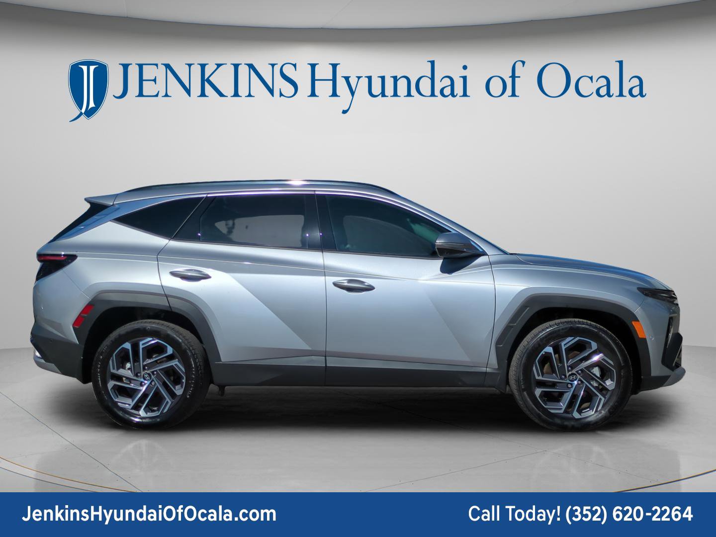 Certified 2025 Hyundai Tucson Limited image 2