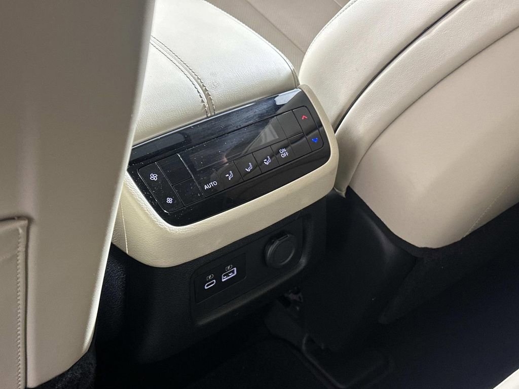 Used 2023 INFINITI QX60 Luxe w/ Cargo Package image 29