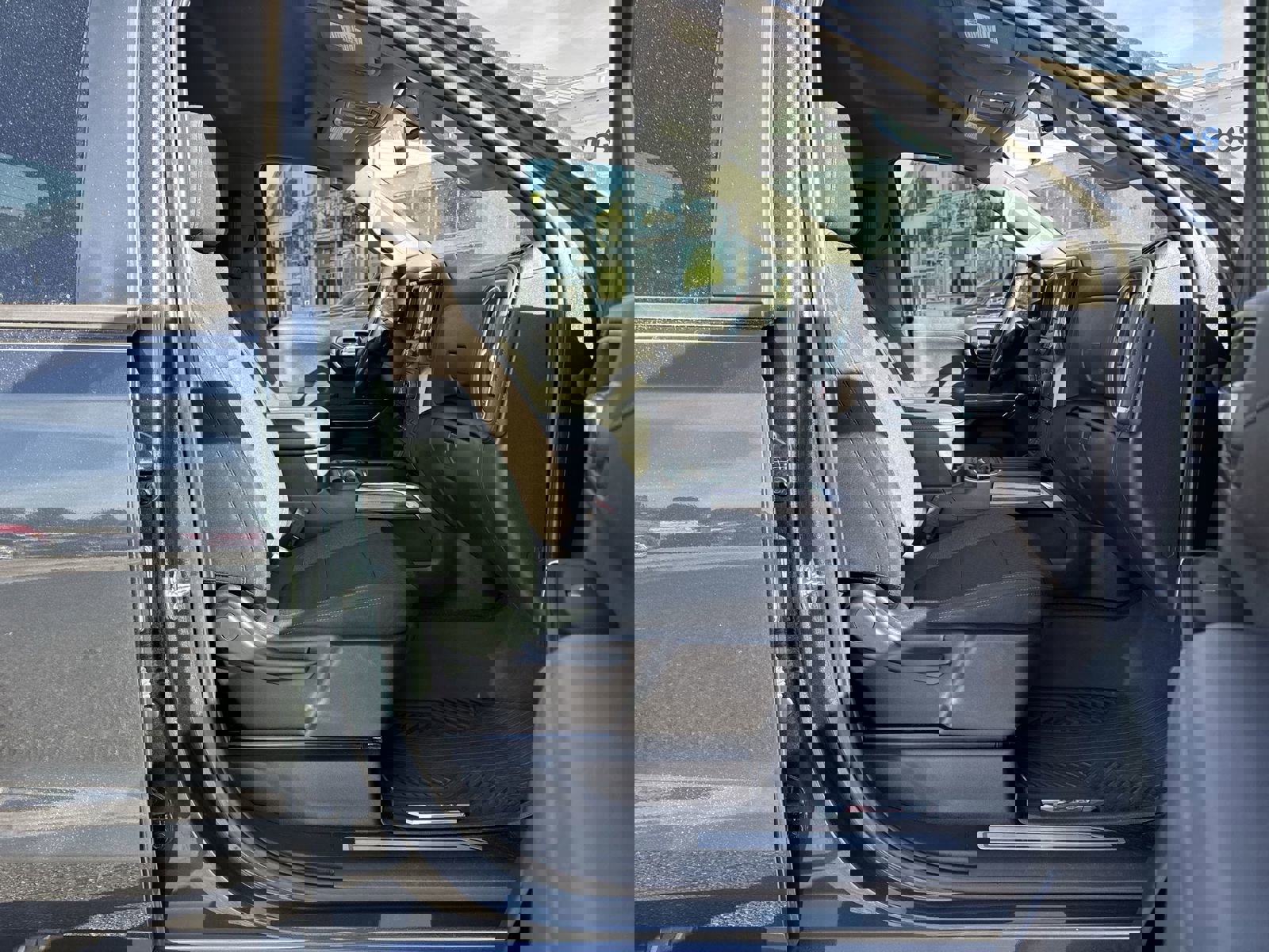 Used 2022 Chevrolet Silverado 1500 RST image 32