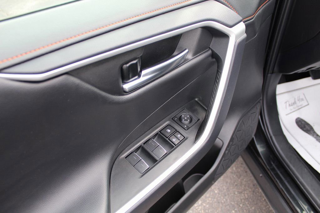 Used 2024 Toyota RAV4 Adventure image 25
