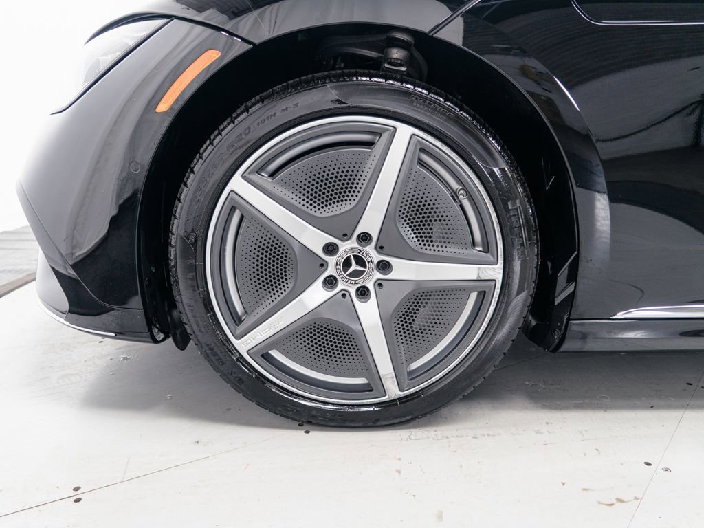 Certified 2024 Mercedes-Benz EQE 350+ 4MATIC Sedan w/ AMG Line Exterior Package image 39