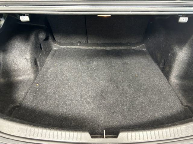 Used 2018 Chevrolet Malibu LT image 27