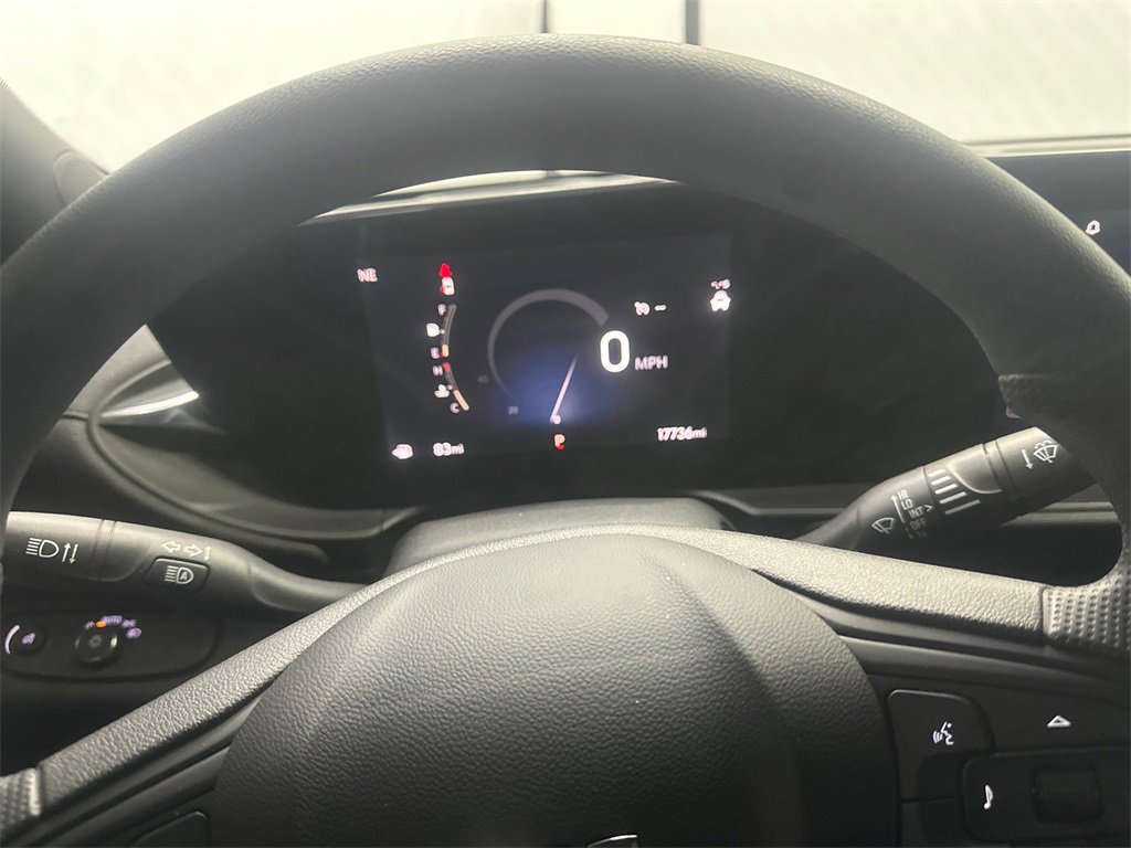 Used 2024 Buick Envista Preferred image 26