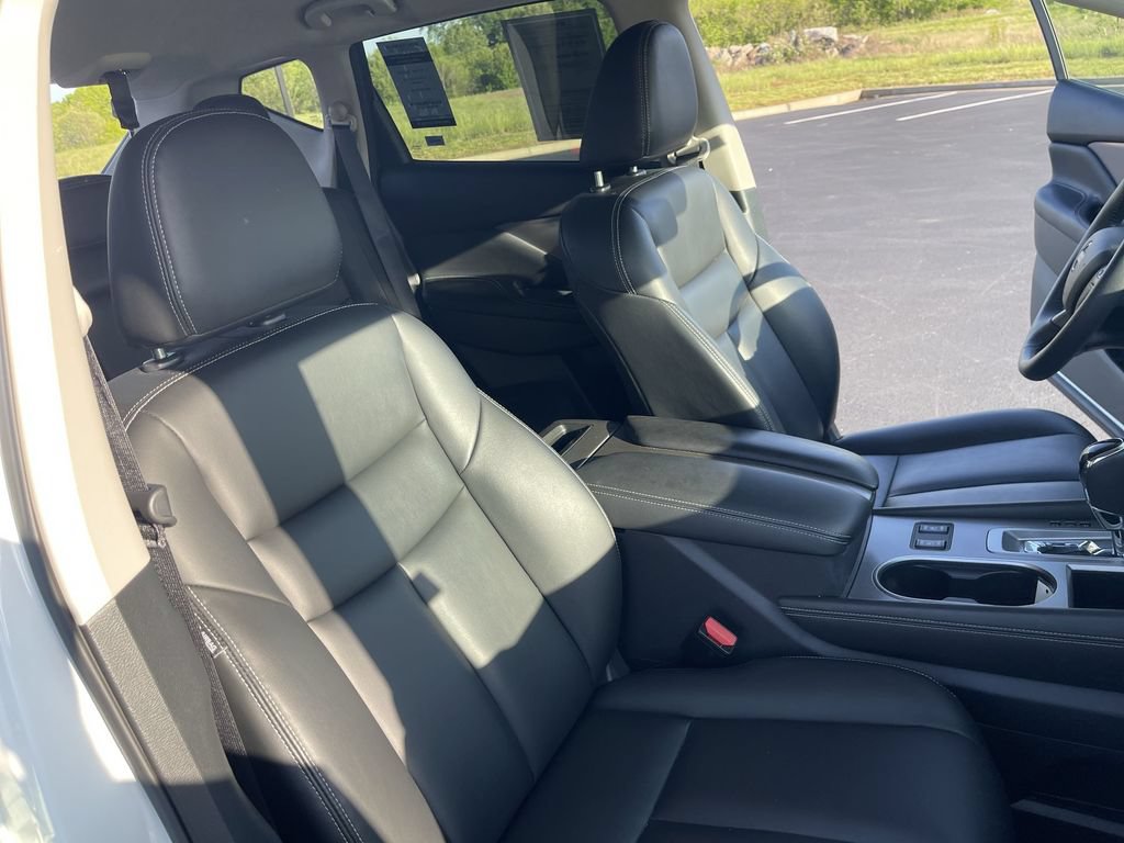 Used 2023 Nissan Murano SV w/ SV Midnight Edition Package FWD image 23