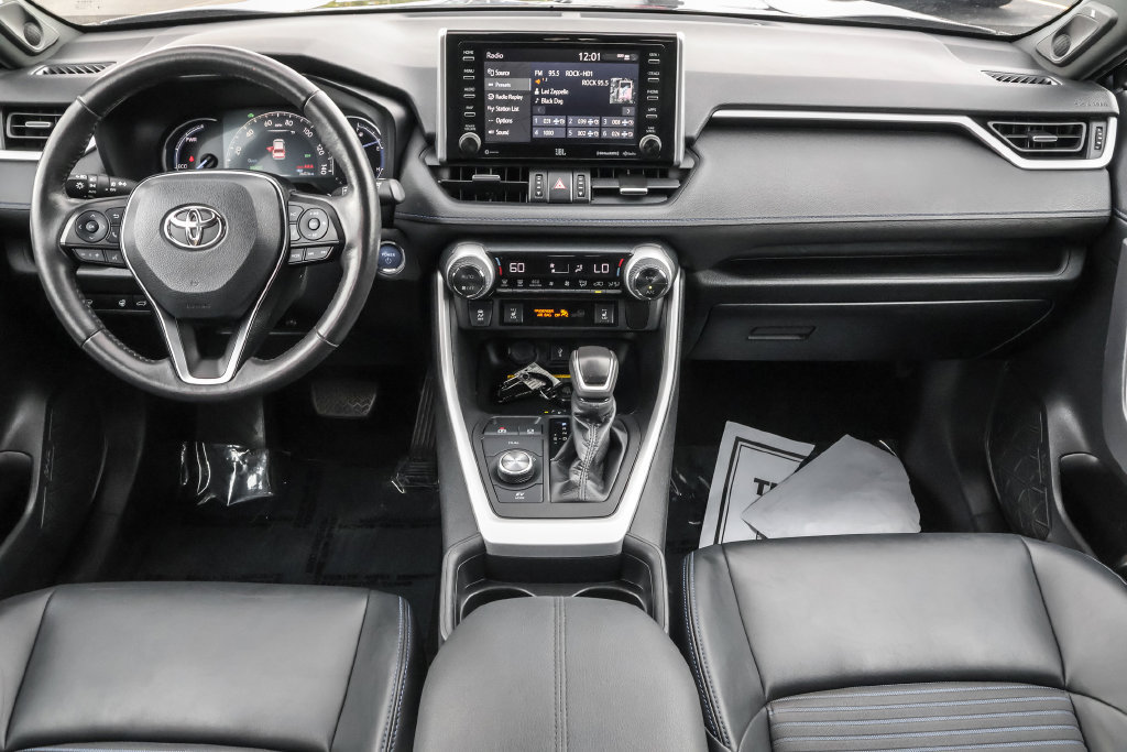 Used 2021 Toyota RAV4 XSE AWD/4WD image 32