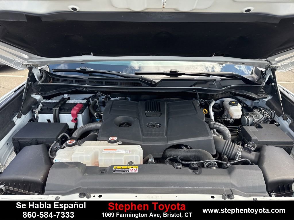Used 2022 Toyota Tundra SR5 w/ SR5 Premium Package image 23