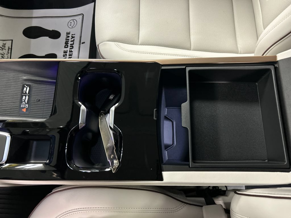 New 2026 Buick Enclave Avenir w/ Super Cruise Package AWD/4WD image 19
