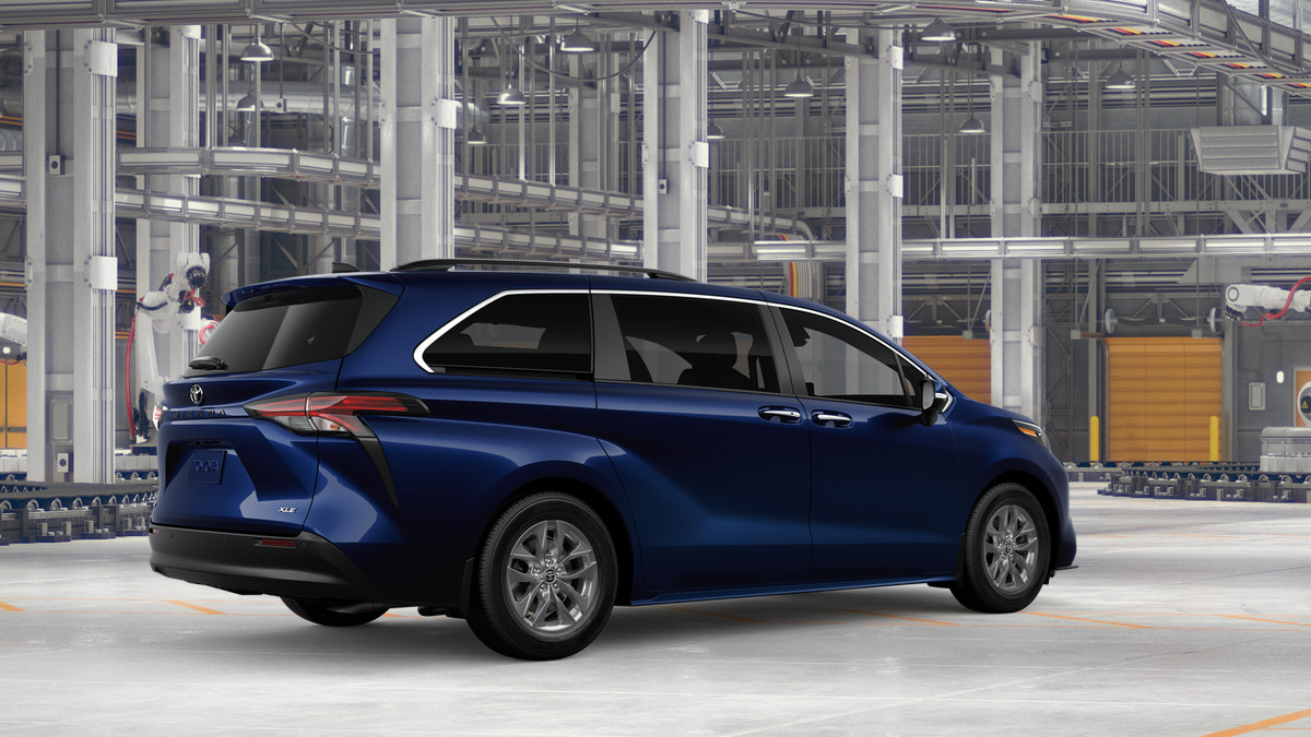 New 2026 Toyota Sienna XLE FWD image 12