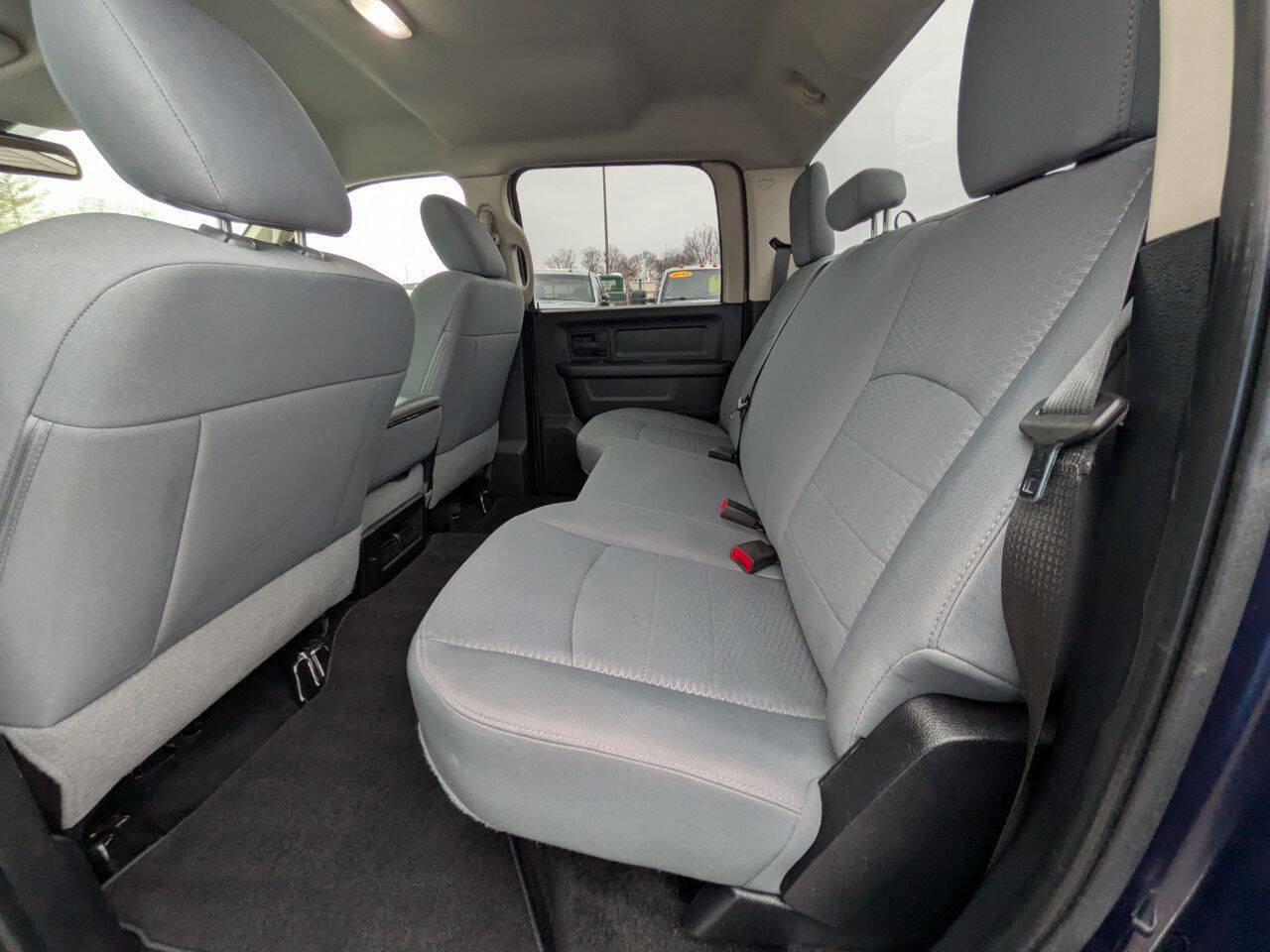 Used 2015 RAM 1500 Express image 23