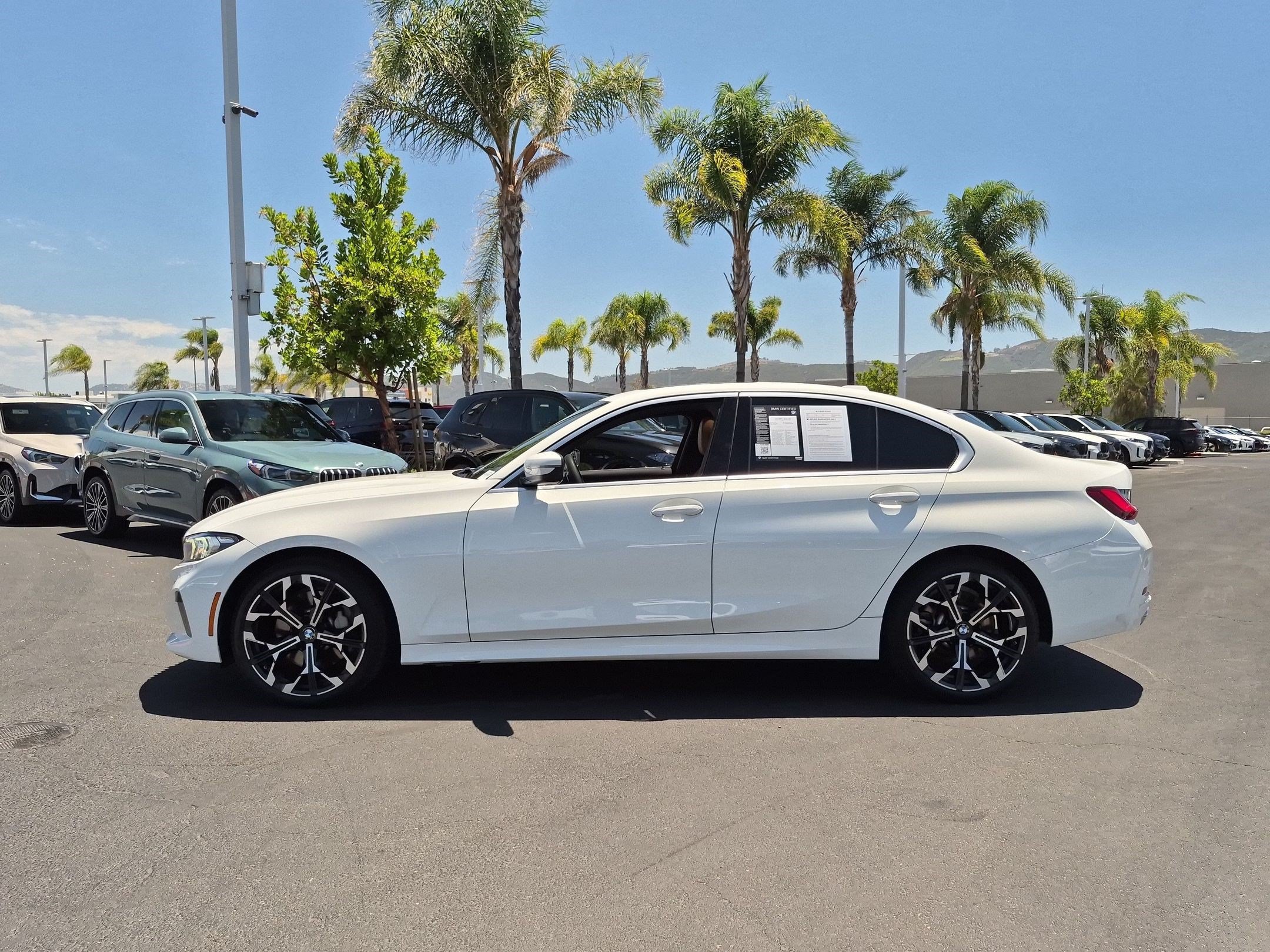 Used 2025 BMW 330i Sedan w/ Convenience Package RWD image 7