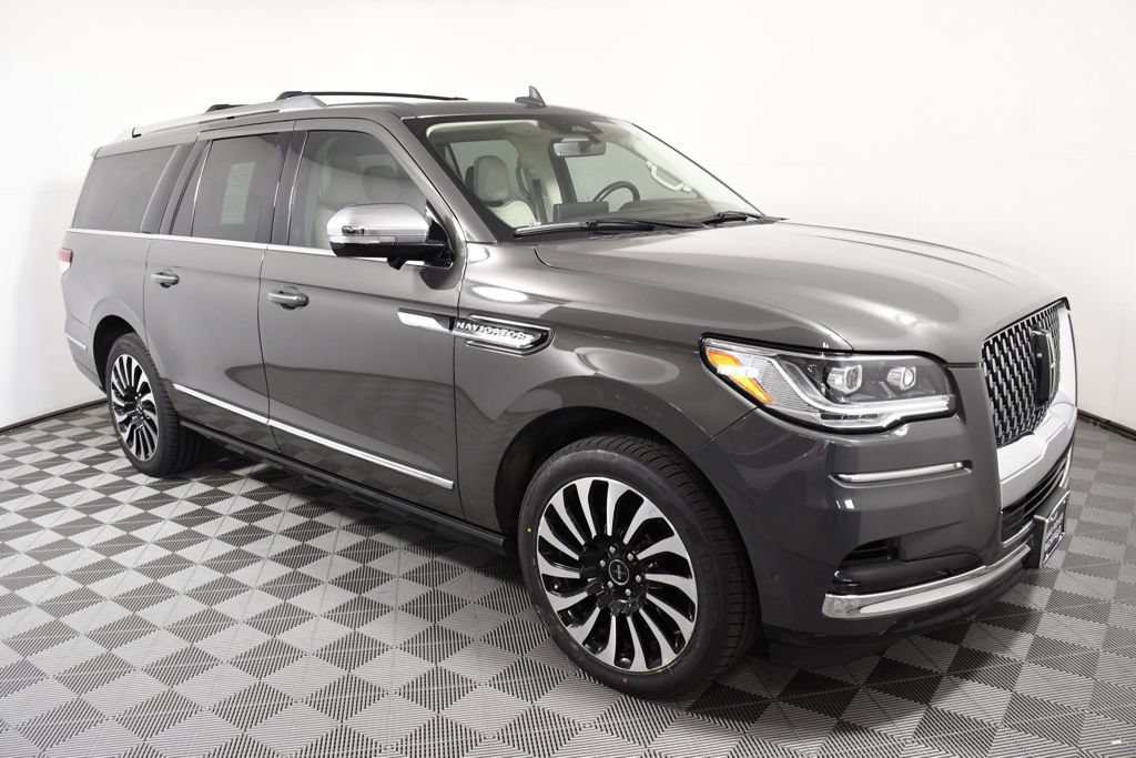 Used 2022 Lincoln Navigator L Black Label AWD/4WD image 8