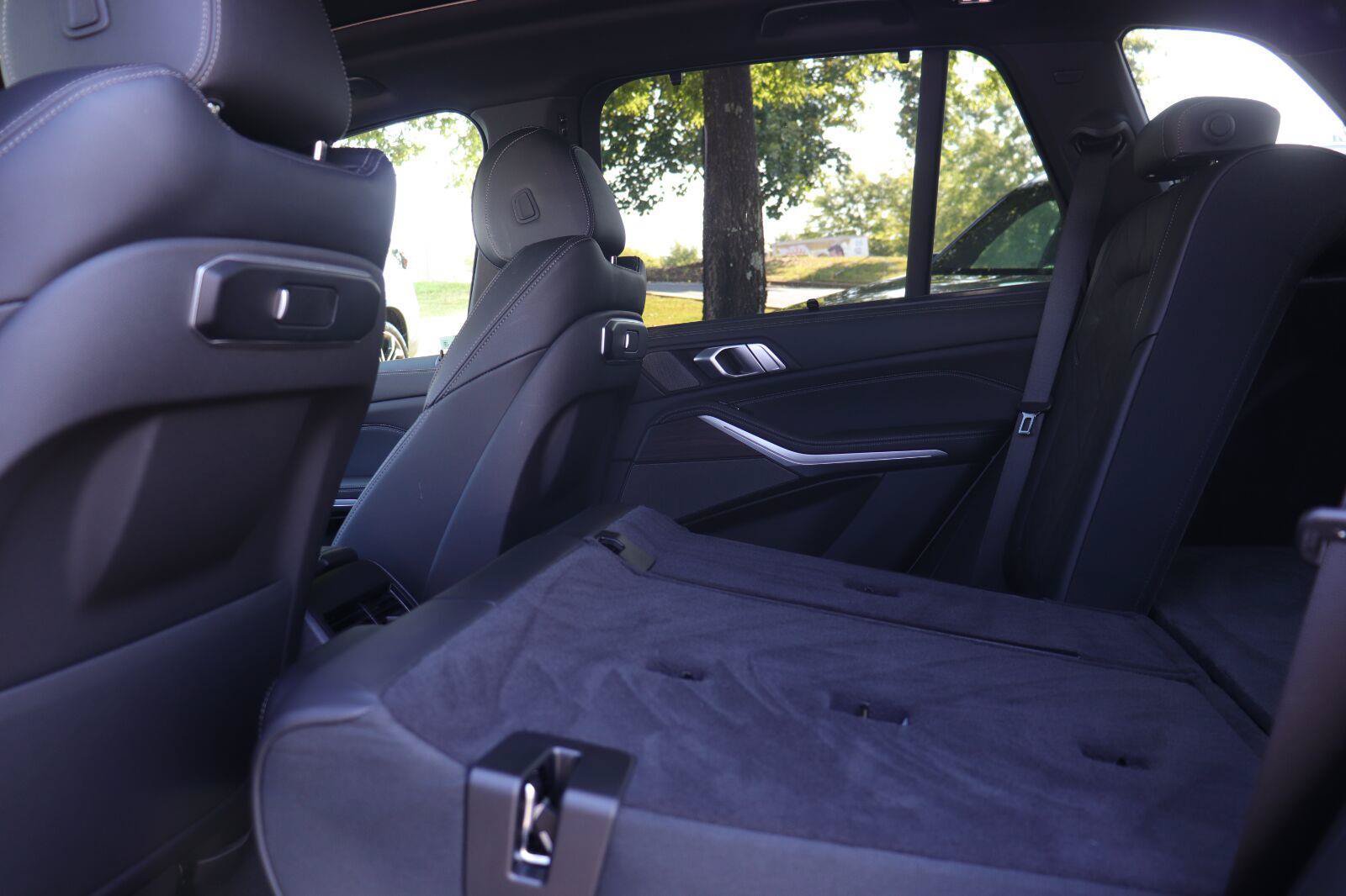 Used 2024 BMW X5 sDrive40i w/ Premium Package RWD image 14