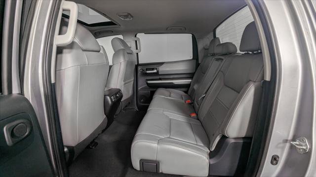 Used 2015 Toyota Tundra Limited w/ Limited Premium Package AWD/4WD image 18