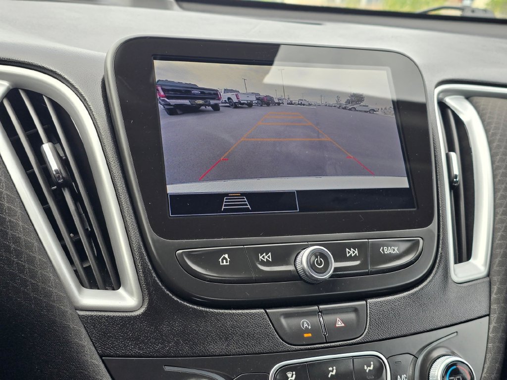 Used 2024 Chevrolet Malibu LT FWD image 21