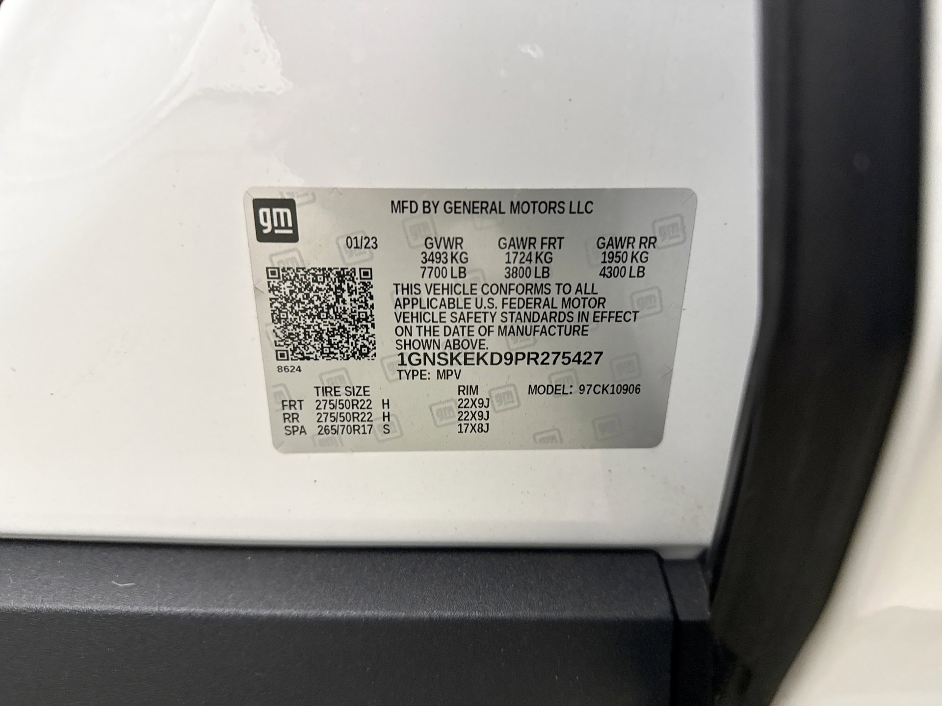 Used 2023 Chevrolet Suburban RST w/ Luxury Package image 20