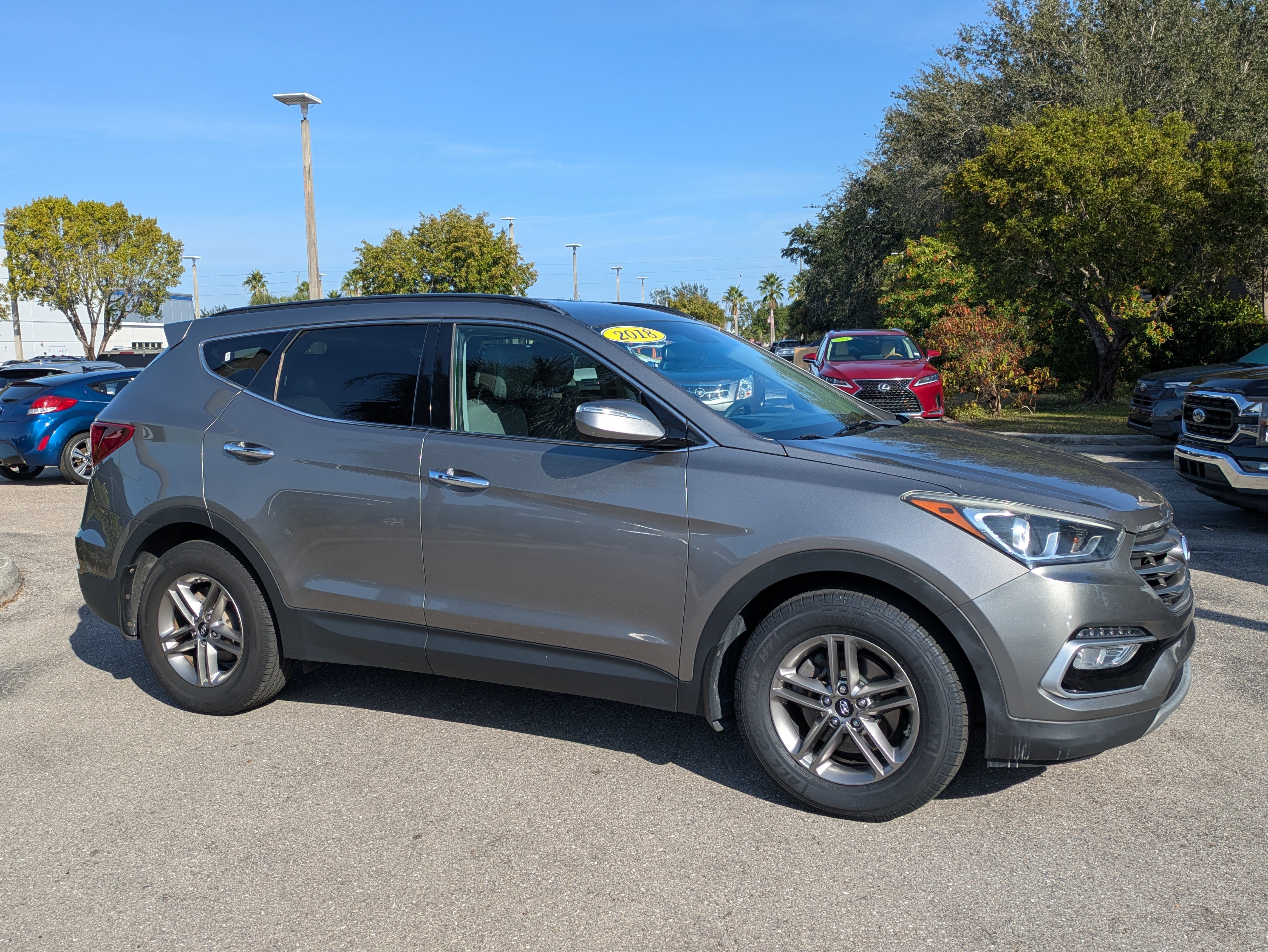 Used 2018 Hyundai Santa Fe Sport w/ 2.4L Value Package 02