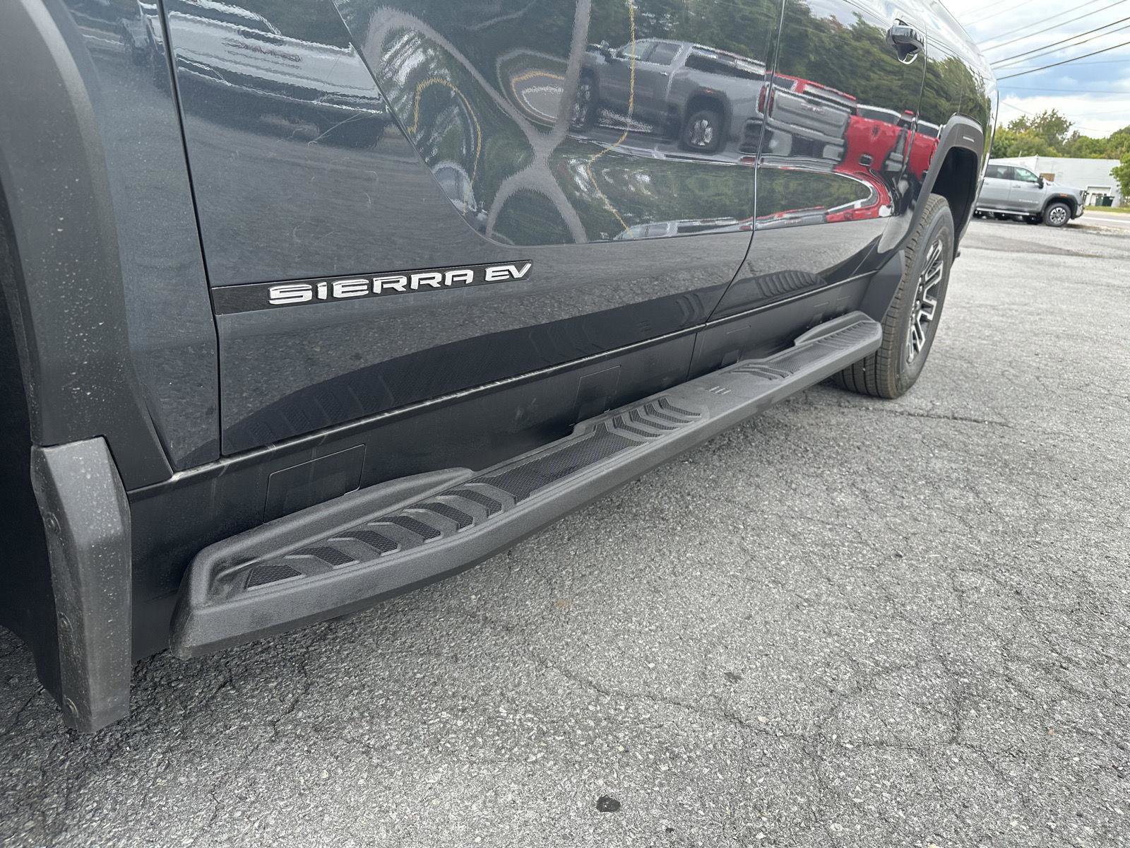 New 2026 GMC Sierra EV Elevation image 40