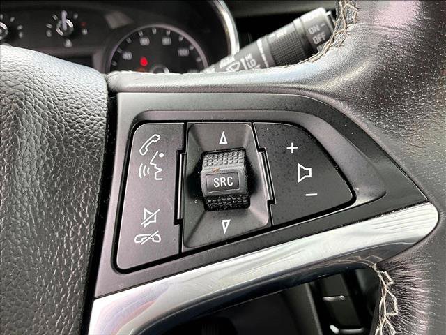 Certified 2020 Buick Encore Sport Touring FWD image 20