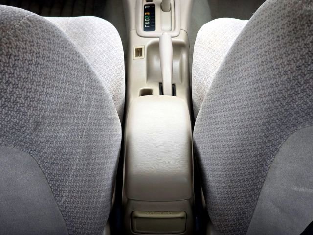 Used 2000 Toyota Corolla CE image 21