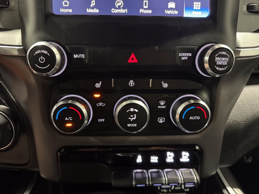 Used 2022 RAM 1500 Big Horn AWD/4WD image 33