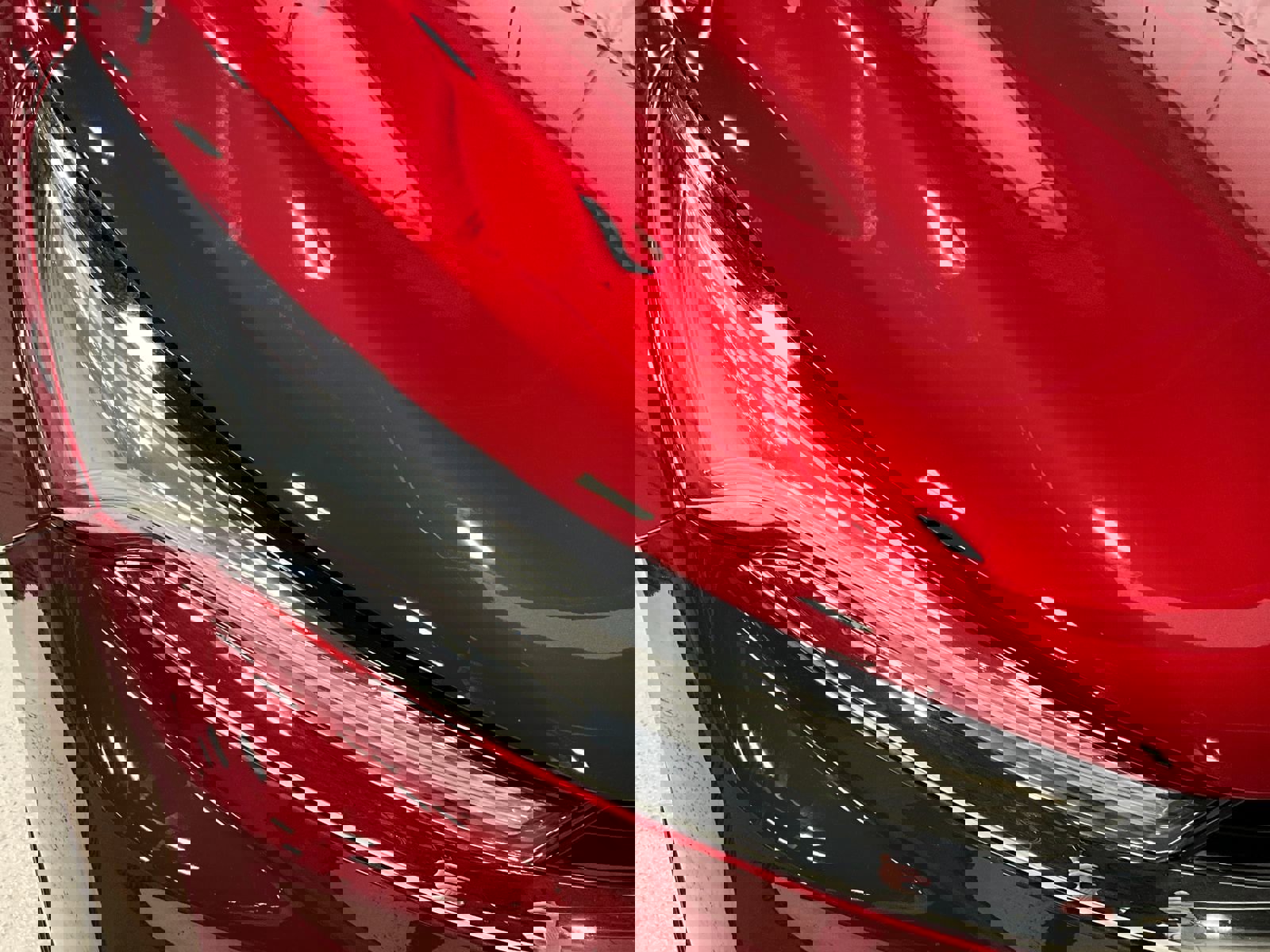 Used 2024 Buick Enclave Essence image 27