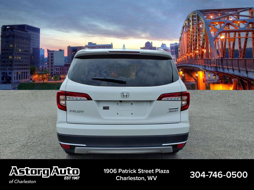 Used 2022 Honda Pilot Touring image 4