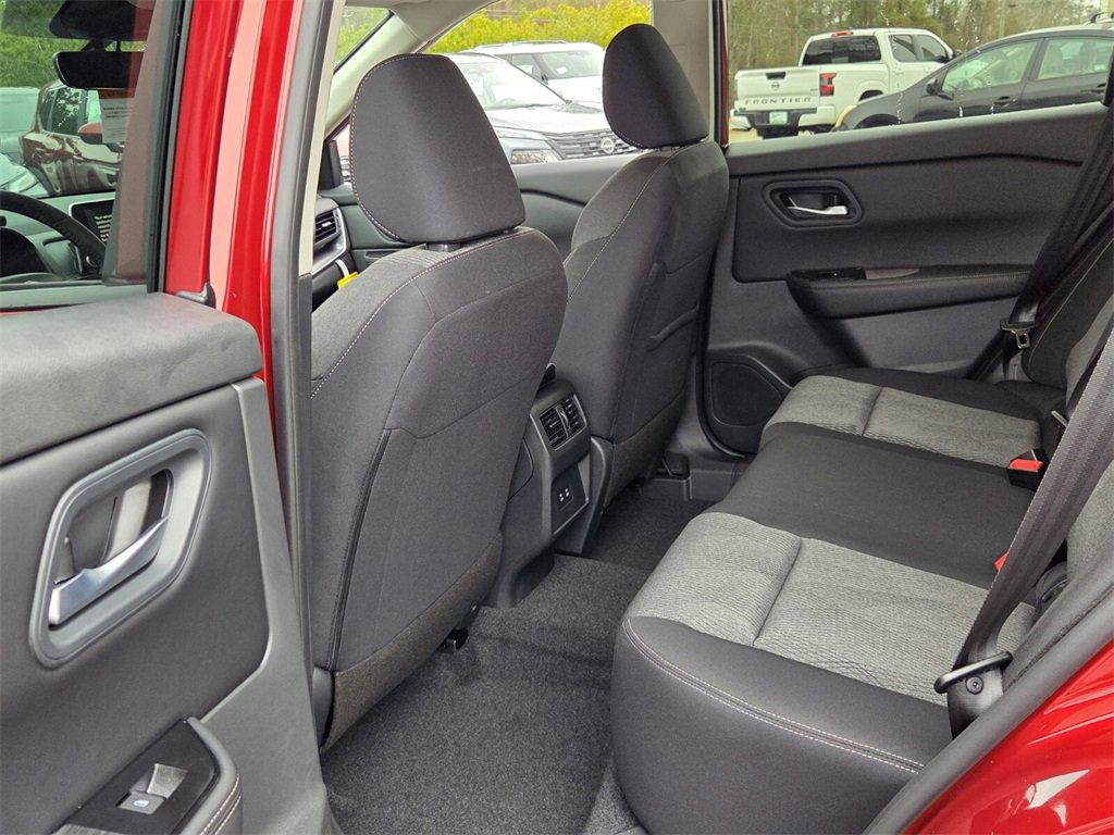 New 2026 Nissan Rogue SV image 5