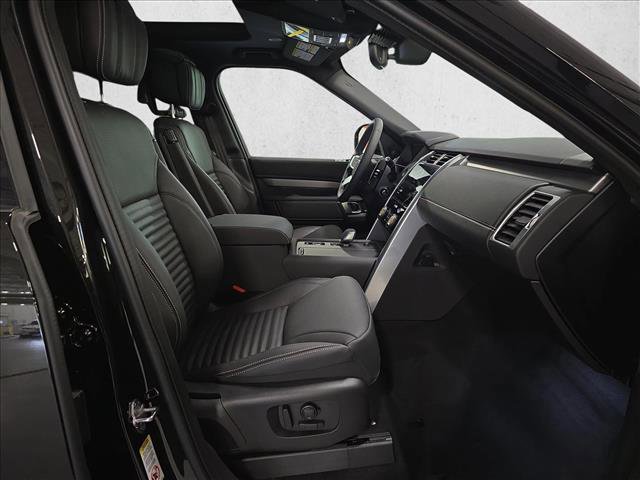 New 2026 Land Rover Discovery Limited Edition AWD/4WD image 10