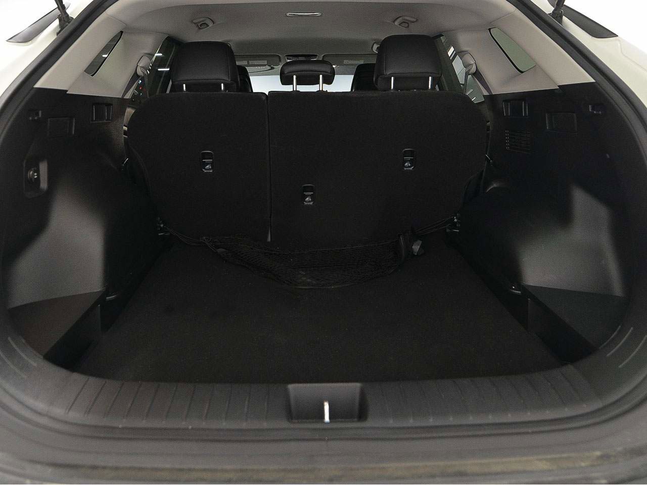 Used 2023 Kia Sportage EX image 10